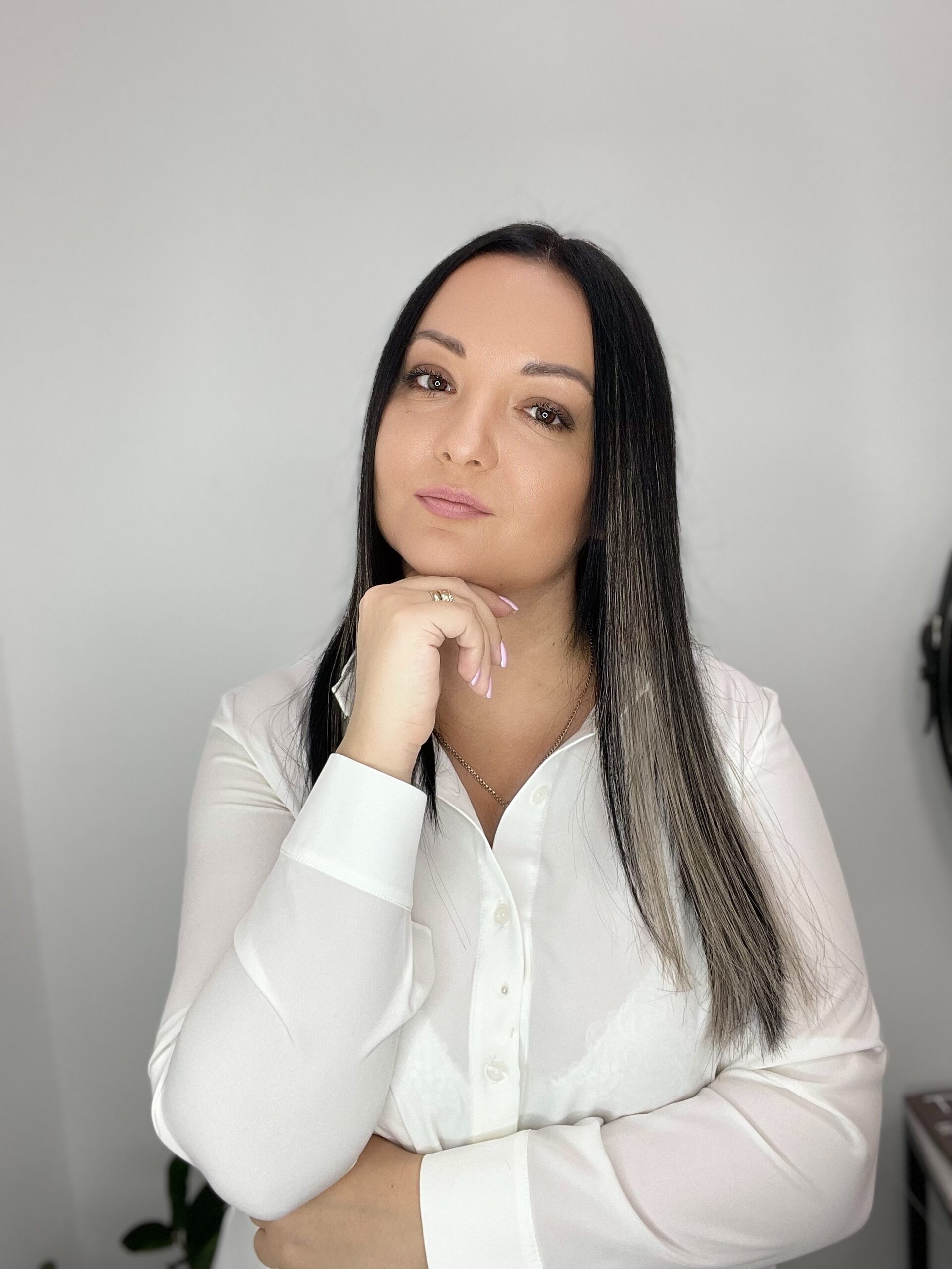 Екатерина Соколенко — администратор студии Omhair